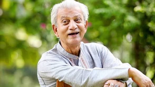 ‘মুকুটহীন নবাব’ প্রবীর মিত্রের জন্মদিন আজ