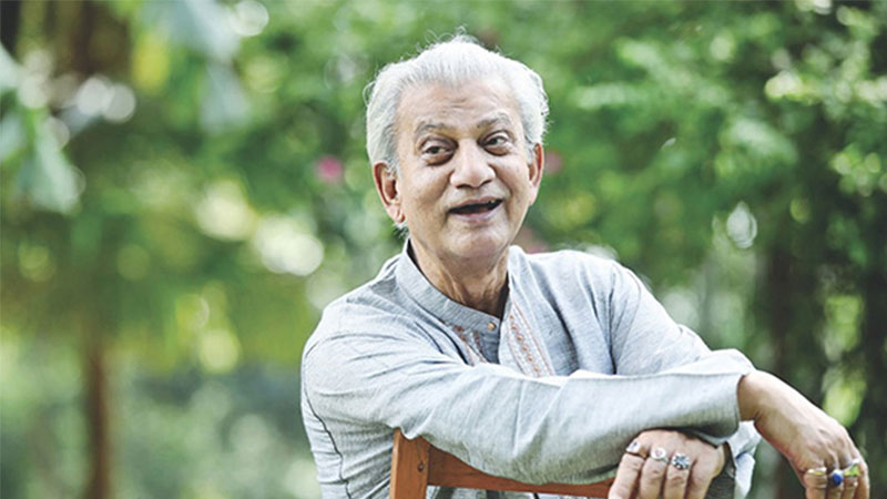পাঁচ দশকের অভিনয়ে অমলিন প্রবীর মিত্র